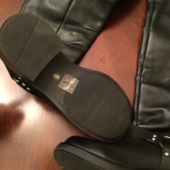 FREE RIDER THIGH HIGH RIDING BOOT IN BLACK - 8 - Picture 3 of 4